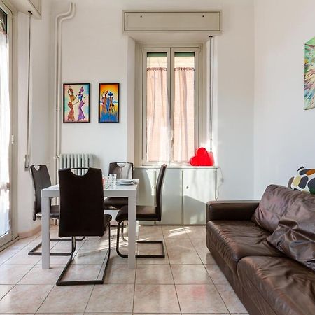 Cosy Apartment Close To Iulm University Milano Exteriör bild
